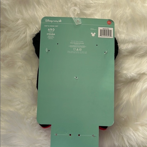 🆕 Disney Mickey Mouse Pom Pom’s Black/Red Kids Hat and Socks Set Size 0-12 Month - Picture 2 of 7